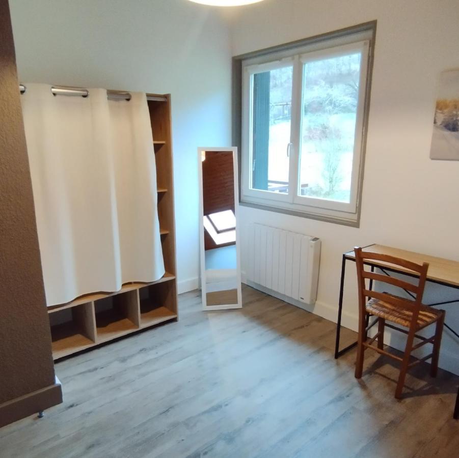 Superbe Appartement Tout Confort Lyaud エクステリア 写真